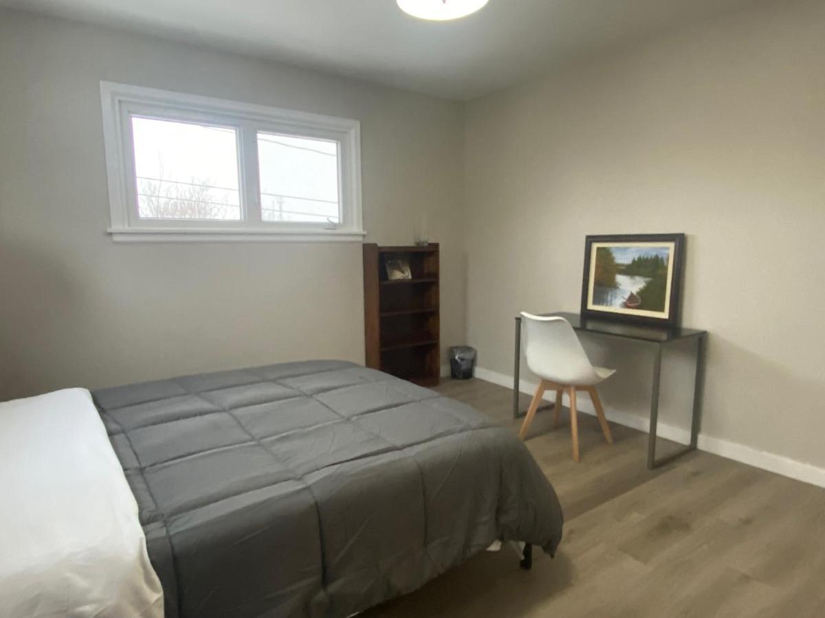 Private Room Lakeview House- Westmount Moncton Luaran gambar